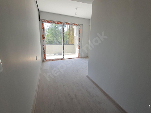 BORNOVA MERKEZDE SIFIR 2+1 SATILIK - Görsel 7