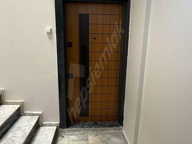 Mimar Kemalletinde 2.ve 3. Katlarda 70 m2 Satılık Ofis - Görsel 11