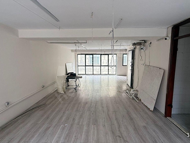 Mimar Kemalletinde 2.ve 3. Katlarda 70 m2 Satılık Ofis - Görsel 30