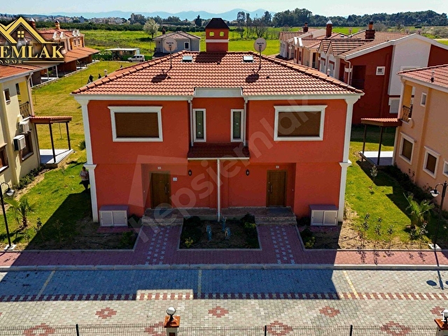 ROTA EMLAKTAN GÜMÜLDÜRDE SİTE İÇERİSİNDE 2+1 SATILIK VİLLA - Görsel 25