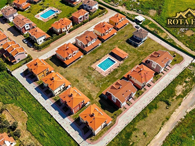 ROTA EMLAKTAN GÜMÜLDÜRDE SİTE İÇERİSİNDE 2+1 SATILIK VİLLA - Görsel 27