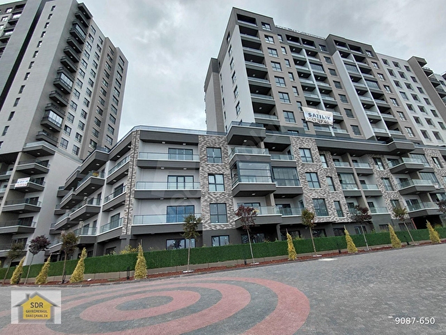 PURSAKLAR KAVACIK MODERN SİTESİNDE SIFIR ARA KATTA KİRALIK 2+1
