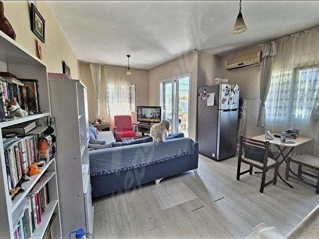 ESKİ FOÇA TAM MERKEZDE SATILIK 2+1 DAİRE - Görsel 2