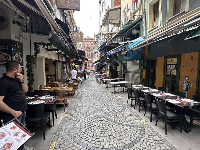 BEŞİKTAŞ ÇARŞI İÇİNDE 3 KATLI KİRALIK DÜKKAN - Görsel 2