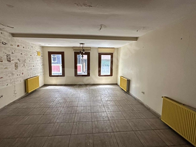 BEŞİKTAŞ ÇARŞI İÇİNDE 3 KATLI KİRALIK DÜKKAN - Görsel 18