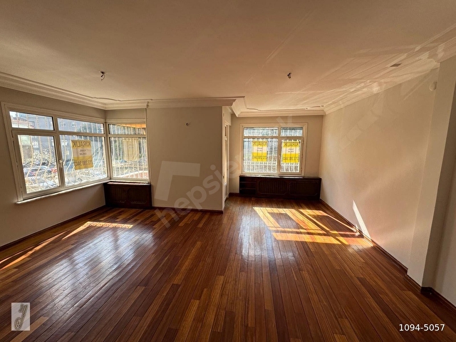 NİSBETİYEDE BALKONLU ASANSÖRLÜ 120 M2 3+1 KİRALIK DAİRE