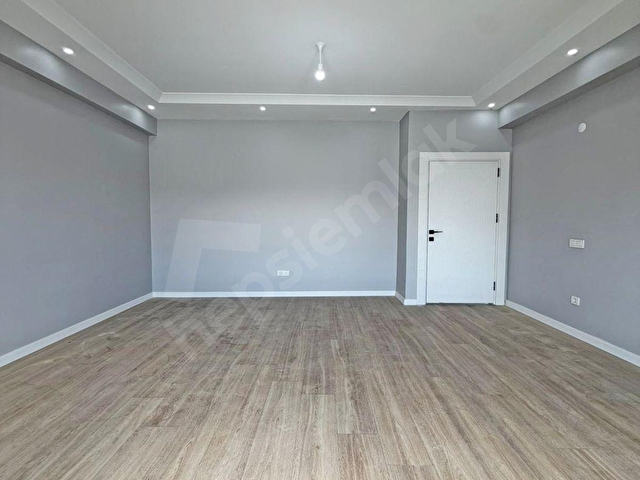 SULTANBEYLİ BOSNA BULVARINDA EBEVEYN BANYOLU 3+1 DAİRE !! - Görsel 5