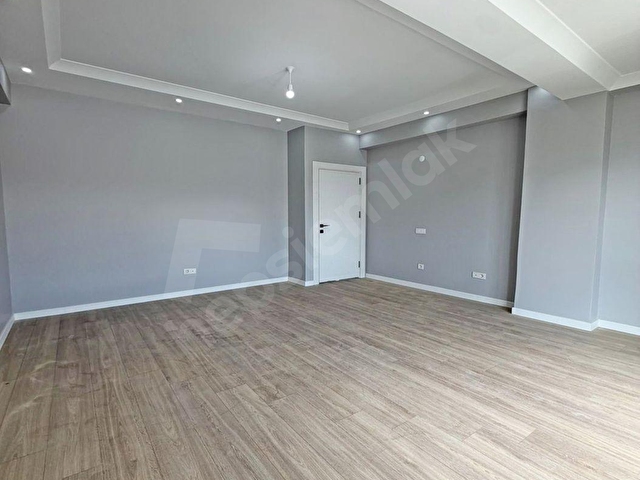 SULTANBEYLİ BOSNA BULVARINDA EBEVEYN BANYOLU 3+1 DAİRE !! - Görsel 4