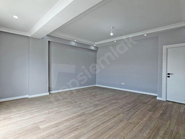 SULTANBEYLİ BOSNA BULVARINDA EBEVEYN BANYOLU 3+1 DAİRE !! - Görsel 6