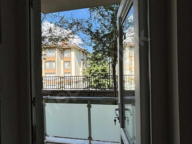 BAŞİSKELE YAKAMOZ KONUTLARI KİRALIK 2+1 DAİRE - Görsel 13