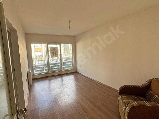 BAŞİSKELE YAKAMOZ KONUTLARI KİRALIK 2+1 DAİRE - Görsel 2