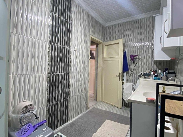 EMLAKCENTERDAN ÇEVRELİ CDDE 3+1 FULL YAPILI ÜÇ CEPHELİ DAİRE - Görsel 25