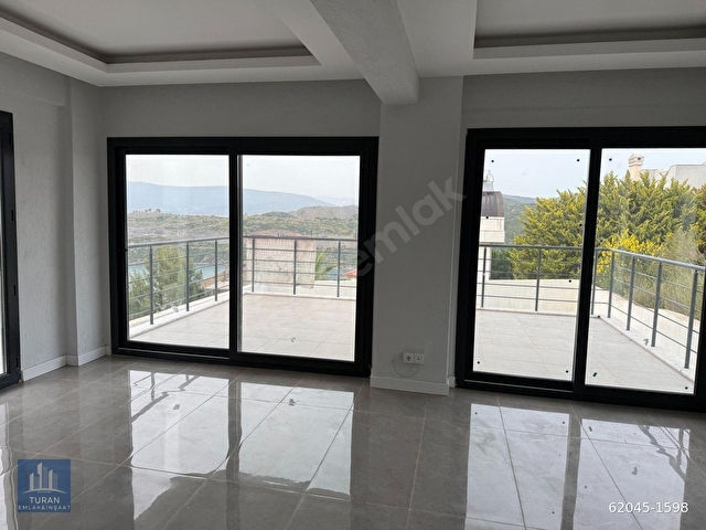 boğaziçinde deniz manzaralı satılık müstakil villa - Görsel 23