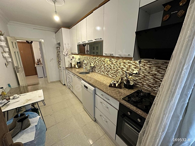 KÜÇÜKÇEKMECE CUMHURİYET MH SATILIK ÇOK GENİŞ 3+1 DAİRE - Görsel 14
