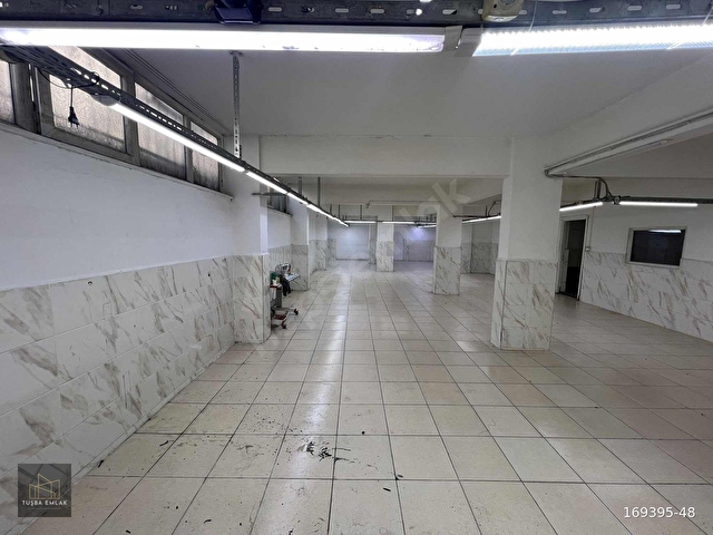 Kiralık tekstile uygun 175 metre² elektrik rayları mevcut