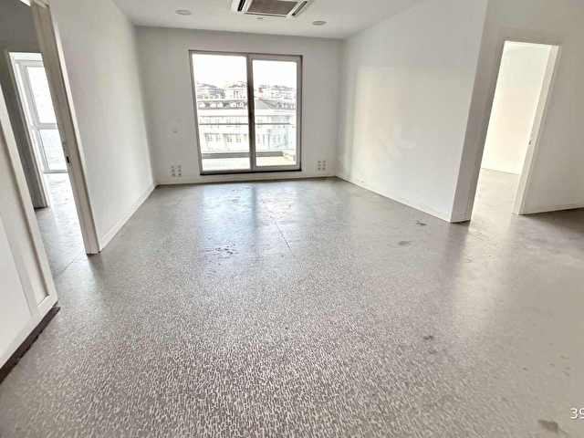 SARIYER MASLAK 1453 SATILIK 3 BÖLMELİ FERAH KULLANIŞLI OFİS - Görsel 5