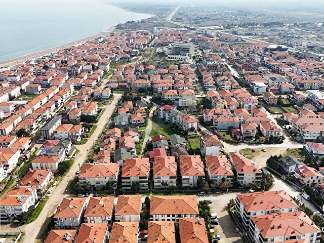 AKKUM DA DENİZE ÇOK YAKIN MASRAFSIZ ARA KAT DAİRE. - Görsel 11