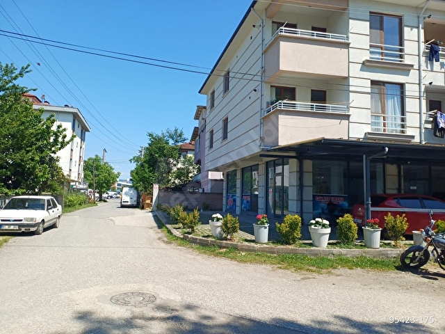 DÜZCE-KOÇYAZI MAH. DEVREN SATILIK OTO YIKAMA DÜKKANI - Görsel 4