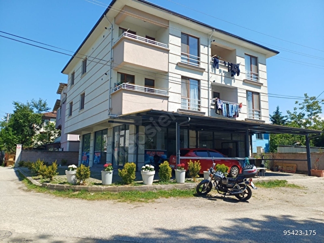 DÜZCE-KOÇYAZI MAH. DEVREN SATILIK OTO YIKAMA DÜKKANI - Görsel 2