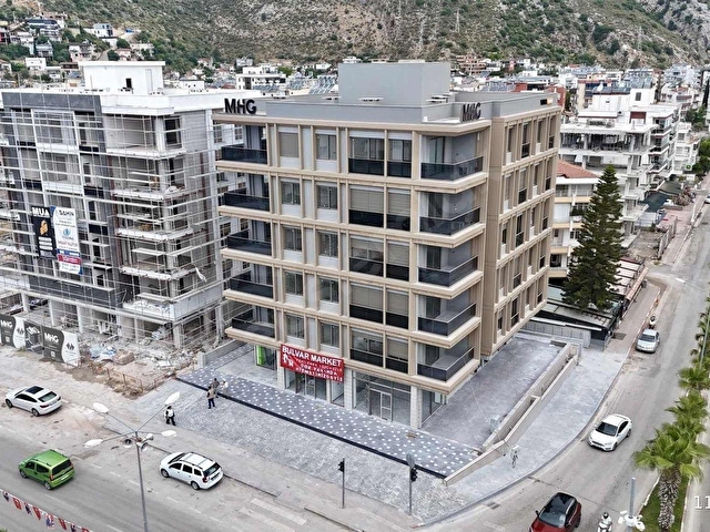 ANA CADDE ÜSTÜNDE NET 71Lİ GENİŞ 2+0 DENİZ MANZARALI DAİRE - Görsel 6