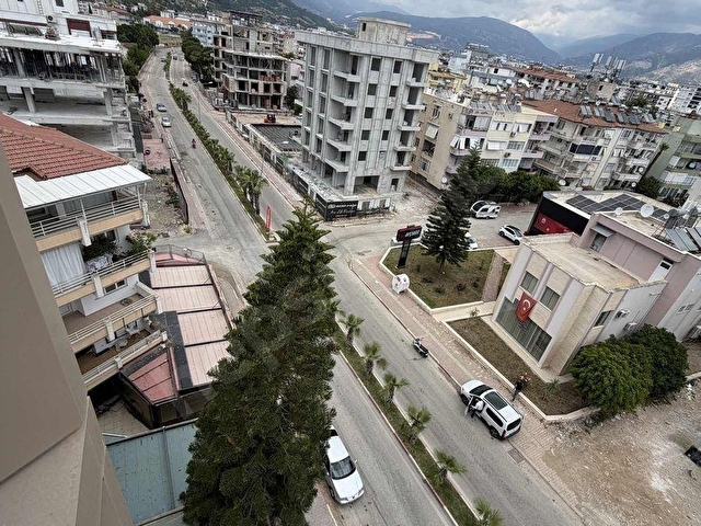 ANA CADDE ÜSTÜNDE NET 71Lİ GENİŞ 2+0 DENİZ MANZARALI DAİRE - Görsel 29