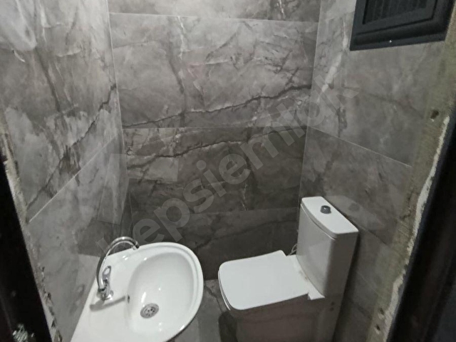 Surkentten satılık 320 M² batarlı sanayi dükkanı - Görsel 7