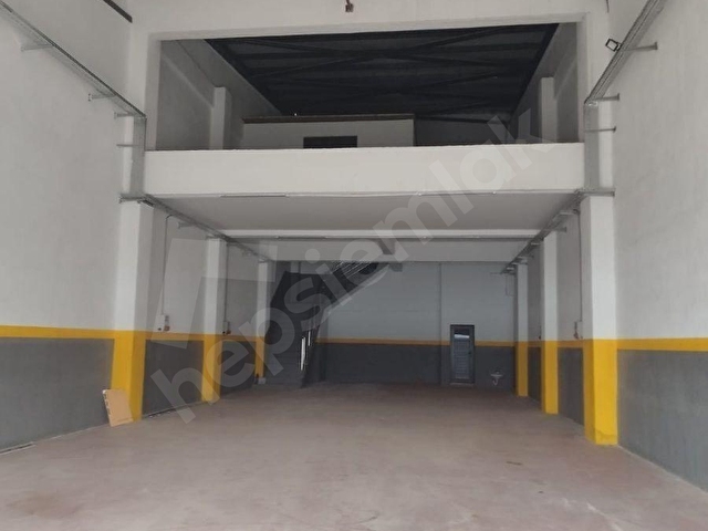 Surkentten satılık 320 M² batarlı sanayi dükkanı - Görsel 2