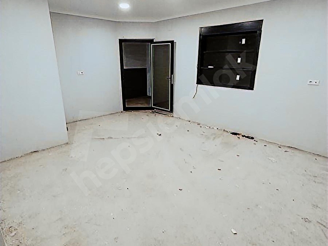 Surkentten satılık 320 M² batarlı sanayi dükkanı - Görsel 3