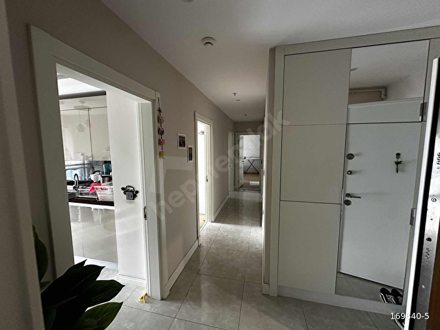 Bahçeşehir Referansta 3+1 Lüks Eşyalı Kiralık Daire - Görsel 29