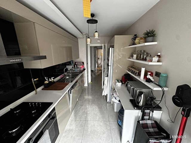 Bahçeşehir Referansta 3+1 Lüks Eşyalı Kiralık Daire - Görsel 30