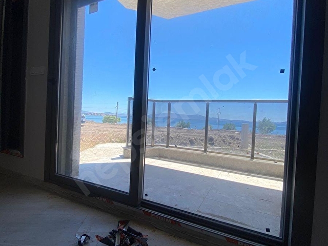 Çandarlı merkez yakını1+1 kiralık daire - Görsel 4