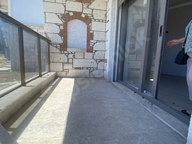 Çandarlı merkez yakını1+1 kiralık daire - Görsel 7