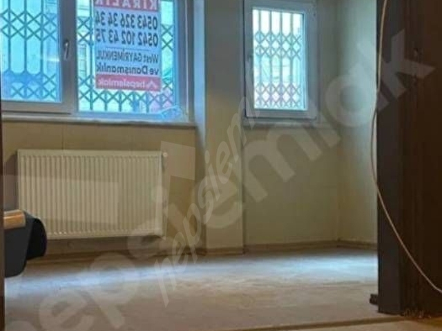 ÜSKÜDAR SELİMİYEDE  SAHİBİNDEN HER YERE BİR ADIM MESAFEDE, COK MERKEZİ, BAKIMLI , FERAH  BOŞ DAİRE - Görsel 4