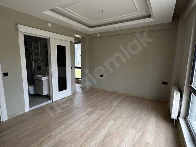 GÜNEŞLİDE HARAİKA BİR DAİREHATUNOĞLU GAYRİMENKUL - Görsel 20