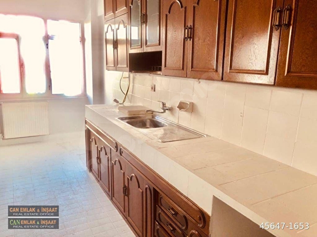 Cihangir Firüzağada Merkeze Yakın Konumda Balkonlu Aydınlık Bakımlı Kombili Daire (2+1)(100m2) Daire - Görsel 19