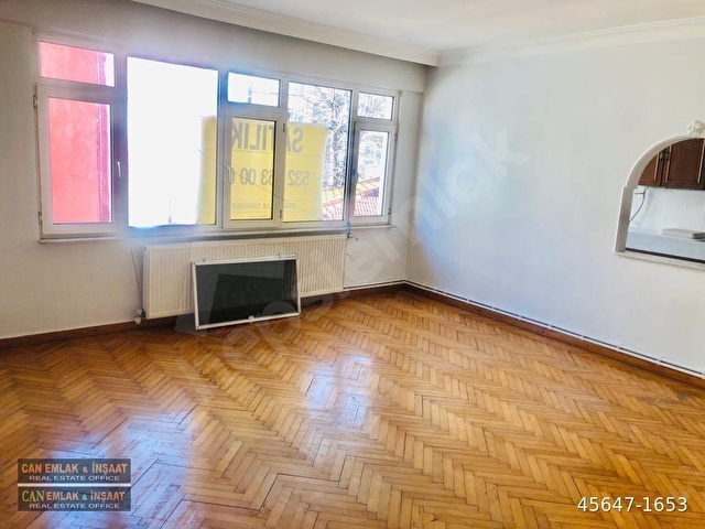 Cihangir Firüzağada Merkeze Yakın Konumda Balkonlu Aydınlık Bakımlı Kombili Daire (2+1)(100m2) Daire - Görsel 4