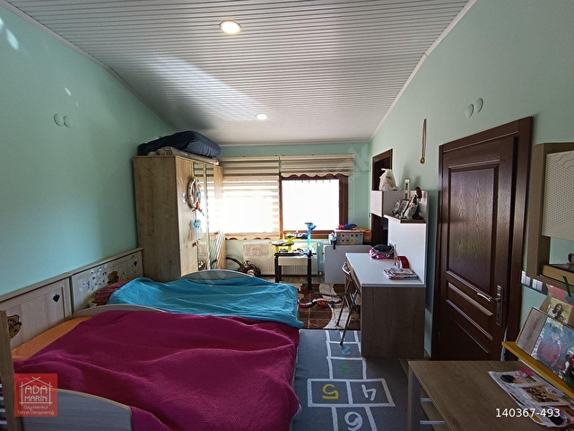 KUŞADASI SAHİL SİTESİNDE 210 M2 SATILIK 4+1 TRİPLEKS VİLLA - Görsel 20