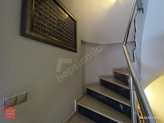 KUŞADASI SAHİL SİTESİNDE 210 M2 SATILIK 4+1 TRİPLEKS VİLLA - Görsel 17