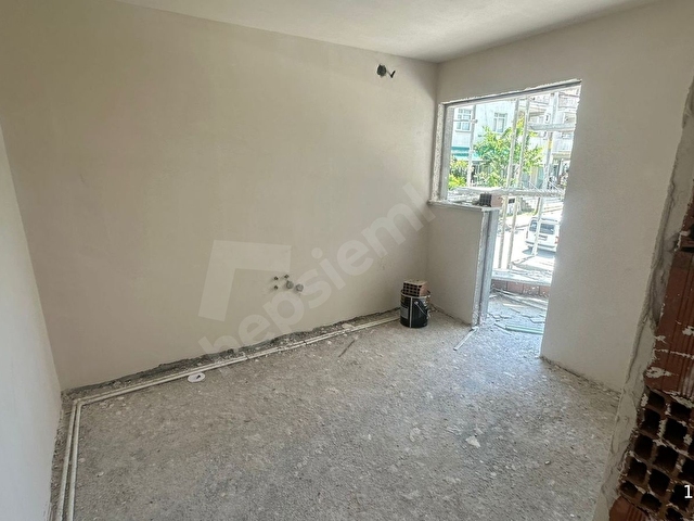 ÇEKMEKÖY SOĞUKPINAR MAHALLESİ SATILIK 2+1 ARA KAT DAİRE - Görsel 17