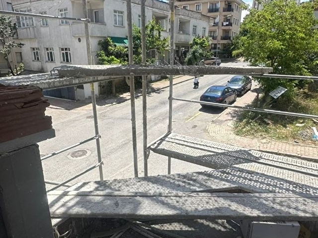 ÇEKMEKÖY SOĞUKPINAR MAHALLESİ SATILIK 2+1 ARA KAT DAİRE - Görsel 10