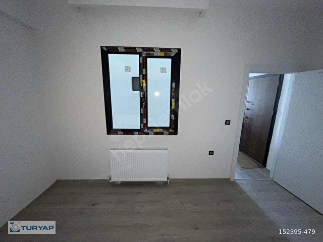 Menemende Kiralık Doğalgazlı 1+1 Daire - Görsel 16