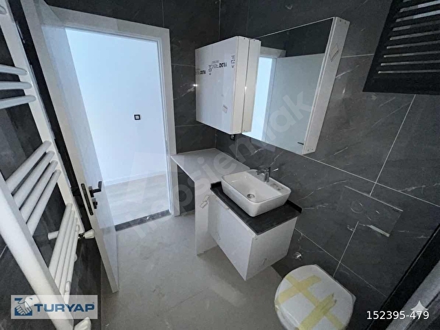 Menemende Kiralık Doğalgazlı 1+1 Daire - Görsel 12