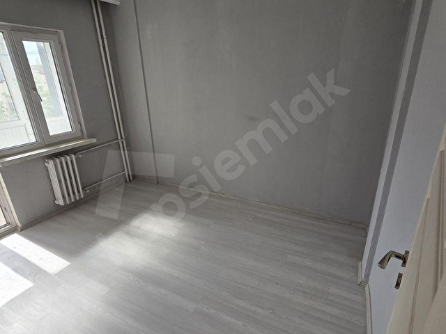 KURTULUŞDA ADLİYE YAKINI 3+1 120 M2 ASANSÖRLÜ DAİRE - Görsel 10