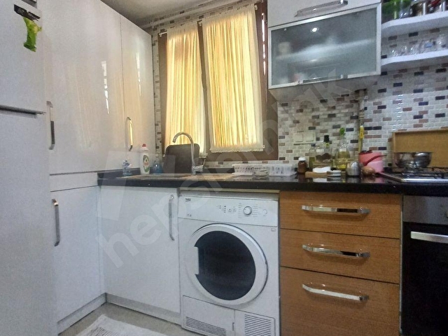 BAHÇELİEVLER SOĞANLI MAH. BASIN SİTESİ FERİT SELİM PAŞA CD.YAKINI 10 YILLIK BİNADA 2+1 80M2 Y.GİRİŞ - Görsel 18