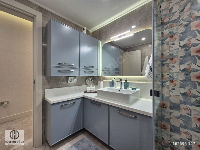 Konyaaltı Caddesinde Lüks Prestijli İçi Yeniden Yapılmış Daire - Görsel 25
