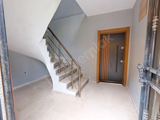 REMAXTAN YUNUSEMRE ORTAKÖYDE SATILIK MÜSTAKİL VİLLA - Görsel 8