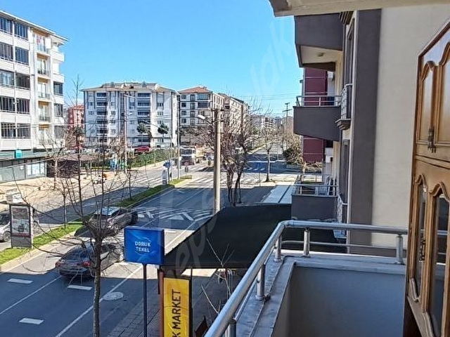 ÇORLU MERKEZDE İYİ LOKASYONDA CADDE CEPHE GENİŞ 3+1 DAİRE - Görsel 10
