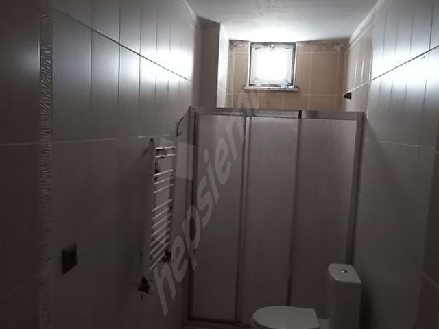 ÇORLU MERKEZDE İYİ LOKASYONDA CADDE CEPHE GENİŞ 3+1 DAİRE - Görsel 24