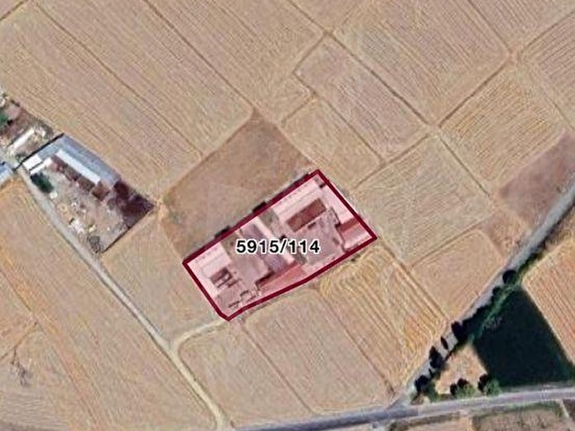 Tam Donanımlı Besi Çiftliği: 800 Kapasite, 5 Lüks Daire, 6691m² Alan - Görsel 28
