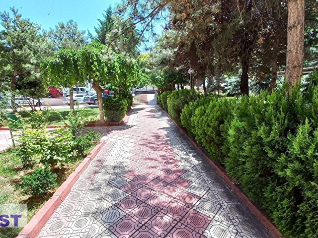 DOSTTAN KİRALIK  EMEK ÖZKOÇ SİTESİNDE 145 M2.ÇOK BAKIMLI 3+1 ÇİFT ASANSÖR AÇIK KAPALI OTOPARKLI - Görsel 20